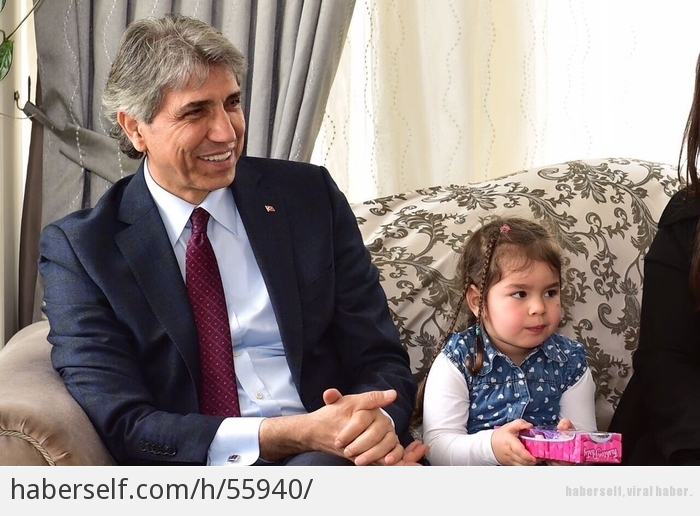 Fatih Belediye Başkanı Mustafa Demir�in Bir Türlü Yerinde Durmadığının